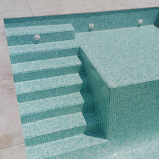 Construcción de piscina de obra en Rafaelbunyol, Valencia por Mediterranean Pool