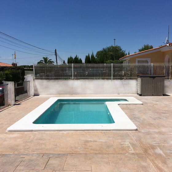Construcción de piscina en Monserrat, Valencia por Mediterranean Pool y realización de proyecto para la solicitud de licencia de obra