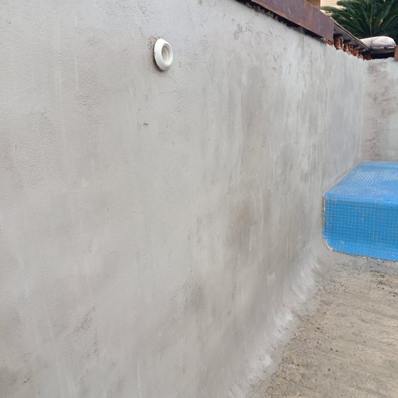 Reforma de piscina de obra y depuradora con electrolisis salina en Campolivar, Godella, Valencia por Mediterranean Pool