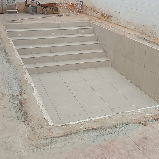 Construcción de piscina en Loriguilla, Valencia por Mediterranean Pool