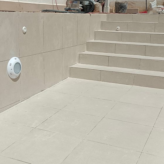 Construcción de piscina en Loriguilla, Valencia por Mediterranean Pool