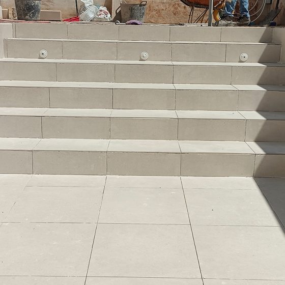 Construcción de piscina en Loriguilla, Valencia por Mediterranean Pool