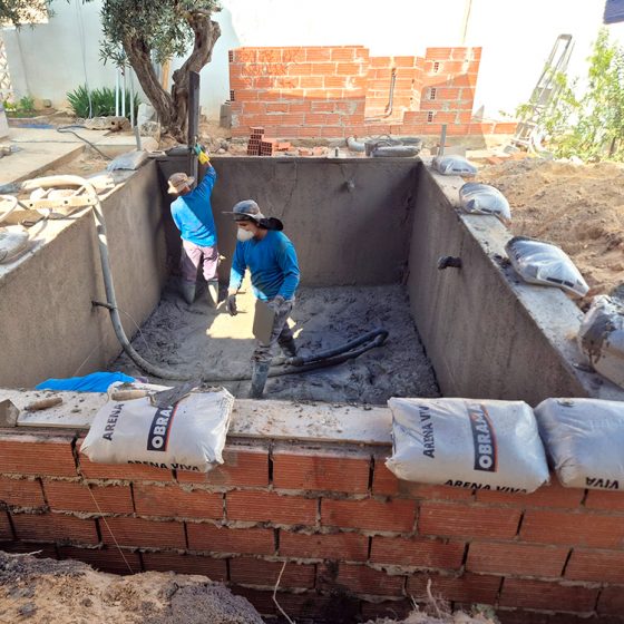 Piscina gunitada en Torrent Valencia por Mediterranean Pool