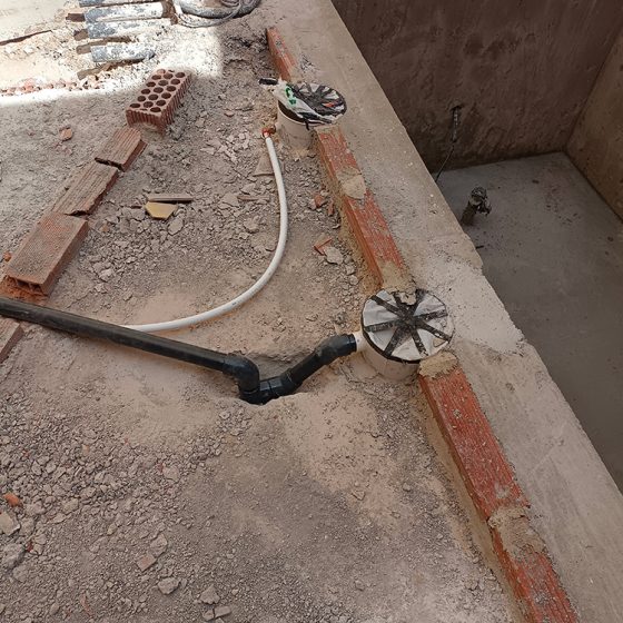 Piscina de obra en bajo de Ruzafa por Mediterranean Pool
