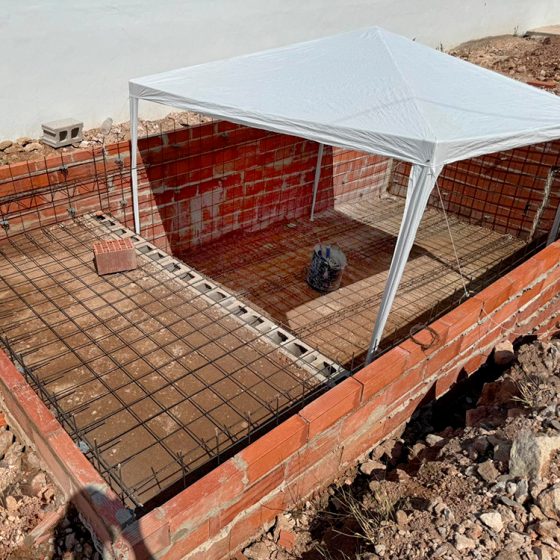 Piscina gunitada o piscina de obra en Liria en Urb. Montejarque Valencia por Mediterranean Pool