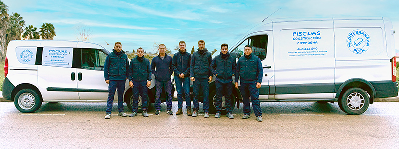 Equipo de construcción de piscinas de obra en valencia mediterranean pool