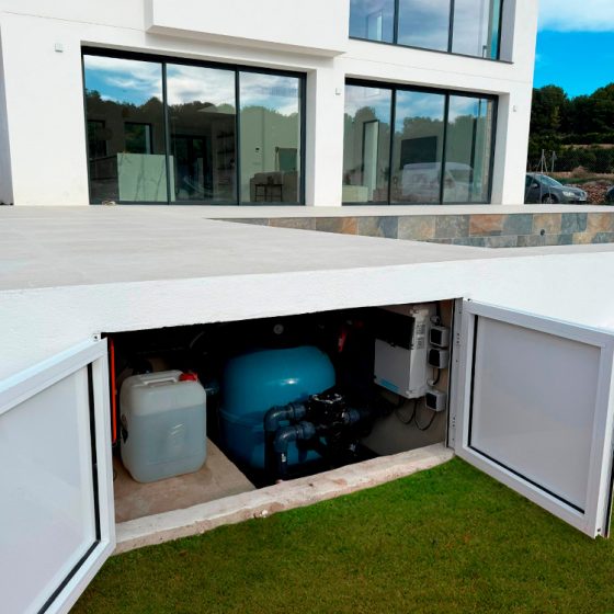 Cuarto de máquinas de Piscina gunitada o piscina de obra en Albalat dels Tarongers Valencia por Mediterranean Pool