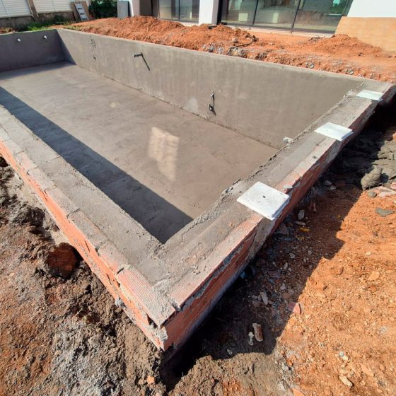 Piscina gunitada o piscina de obra en Albalat dels Tarongers Valencia por Mediterranean Pool