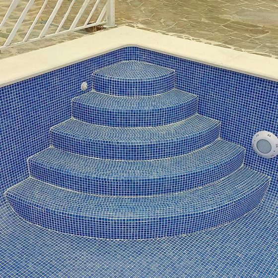 Reforma de Piscina gunitada o piscina de obra en Serra Valencia por Mediterranean Pool